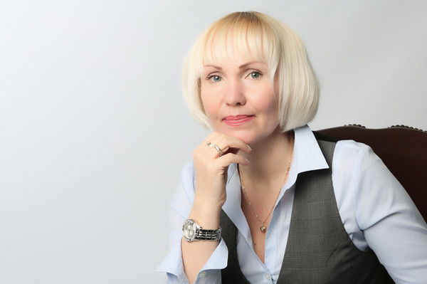 Елена Липезина