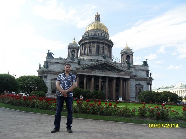 Александр Лебедев