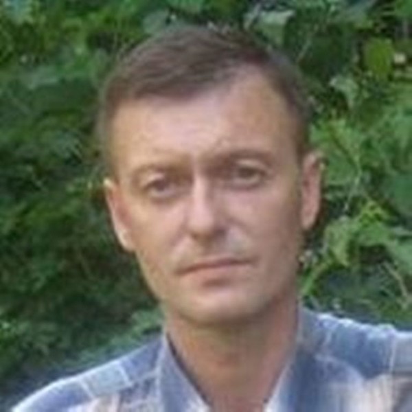 Роман Бражник