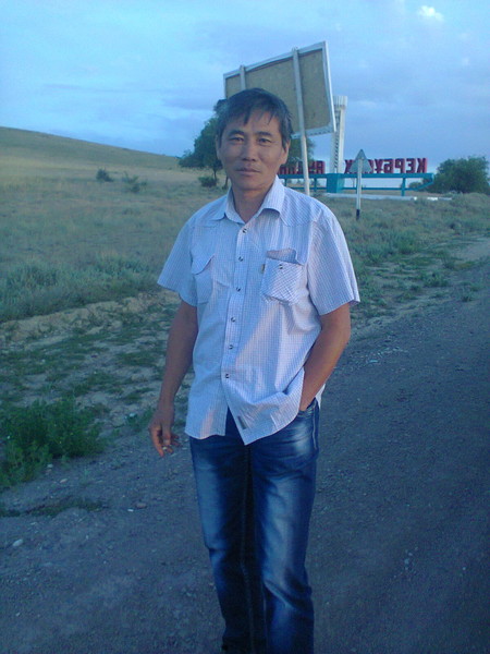 Роман Ли