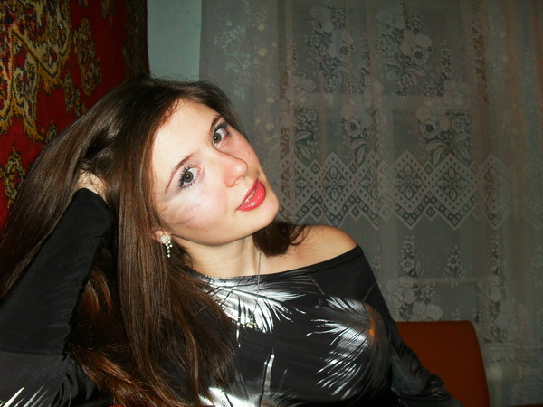 Анна Селезнева