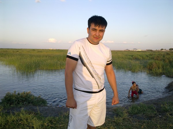 Курмангазы Шекербаев