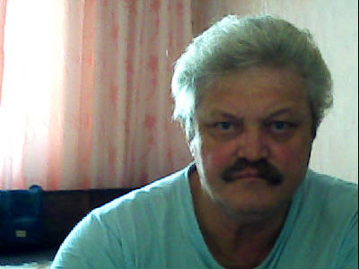 Владимир Ларионов