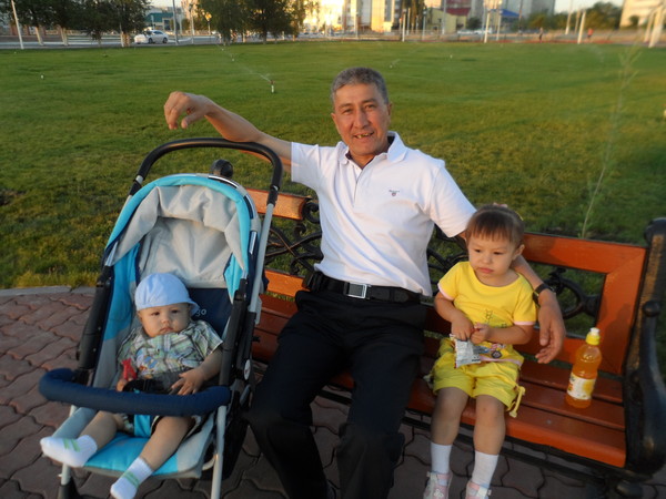 Albek Usupov