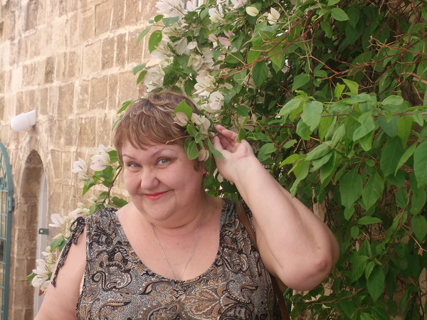 Ирина Сахарова