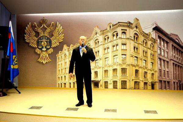 Владимир Иванов