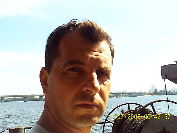 Маринов Анатолий