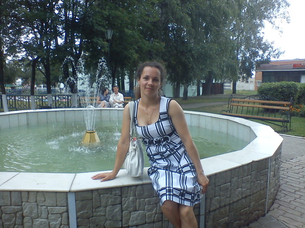 Анюта Гарина
