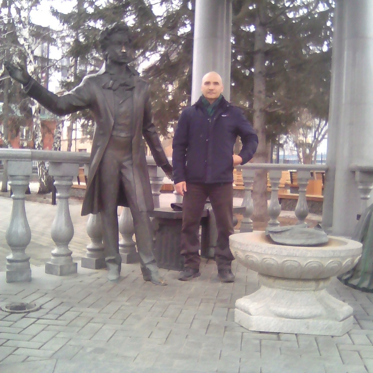Илья Петров