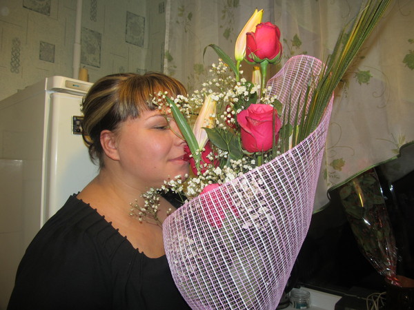 Елена Серова