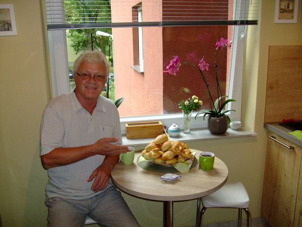 Александр Хохлов