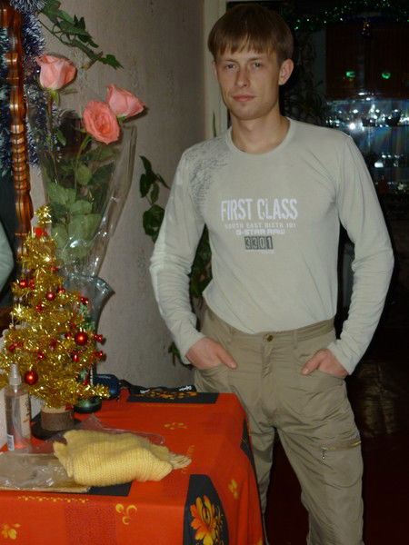 Анатолий Васенёв