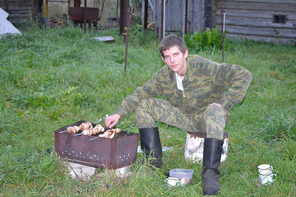 Денис Бабков