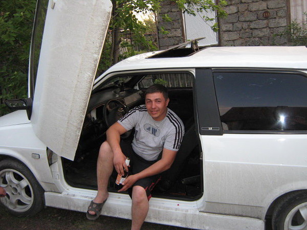 Володя Кононов