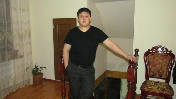 Даурен Курмангалиев