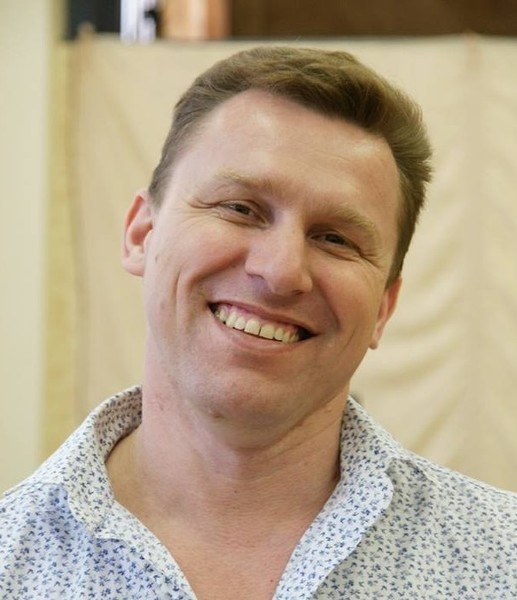 Александр Петров