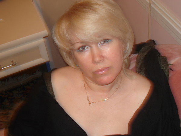 Елена Деханд