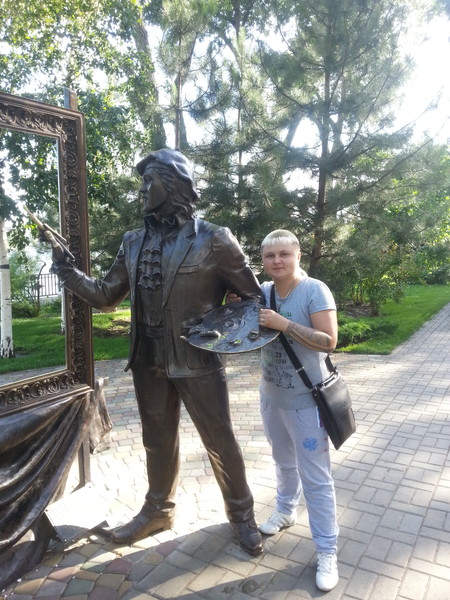 Лариса Тихонова