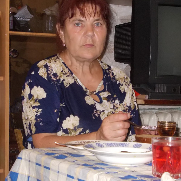 Надежда Ростова