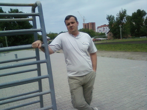 Дмитрий Остров