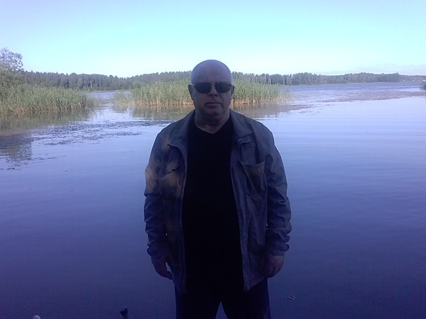 Валерий Петров