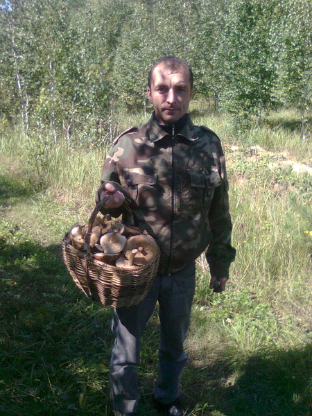 Валентин Леонов