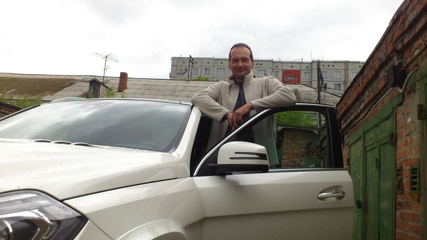 Alex Ovchinnikov