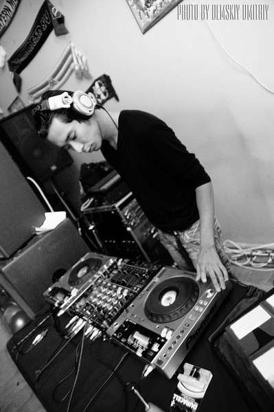 Dj Max