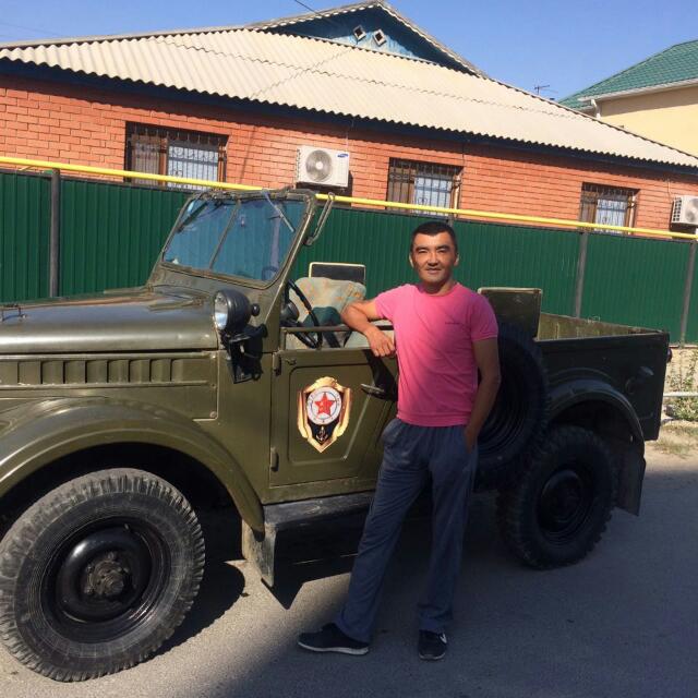 Манас Жансултанов