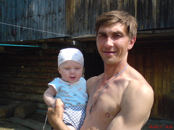 Олег Колесников