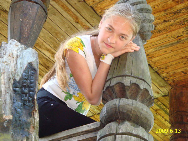 Настя Полякова