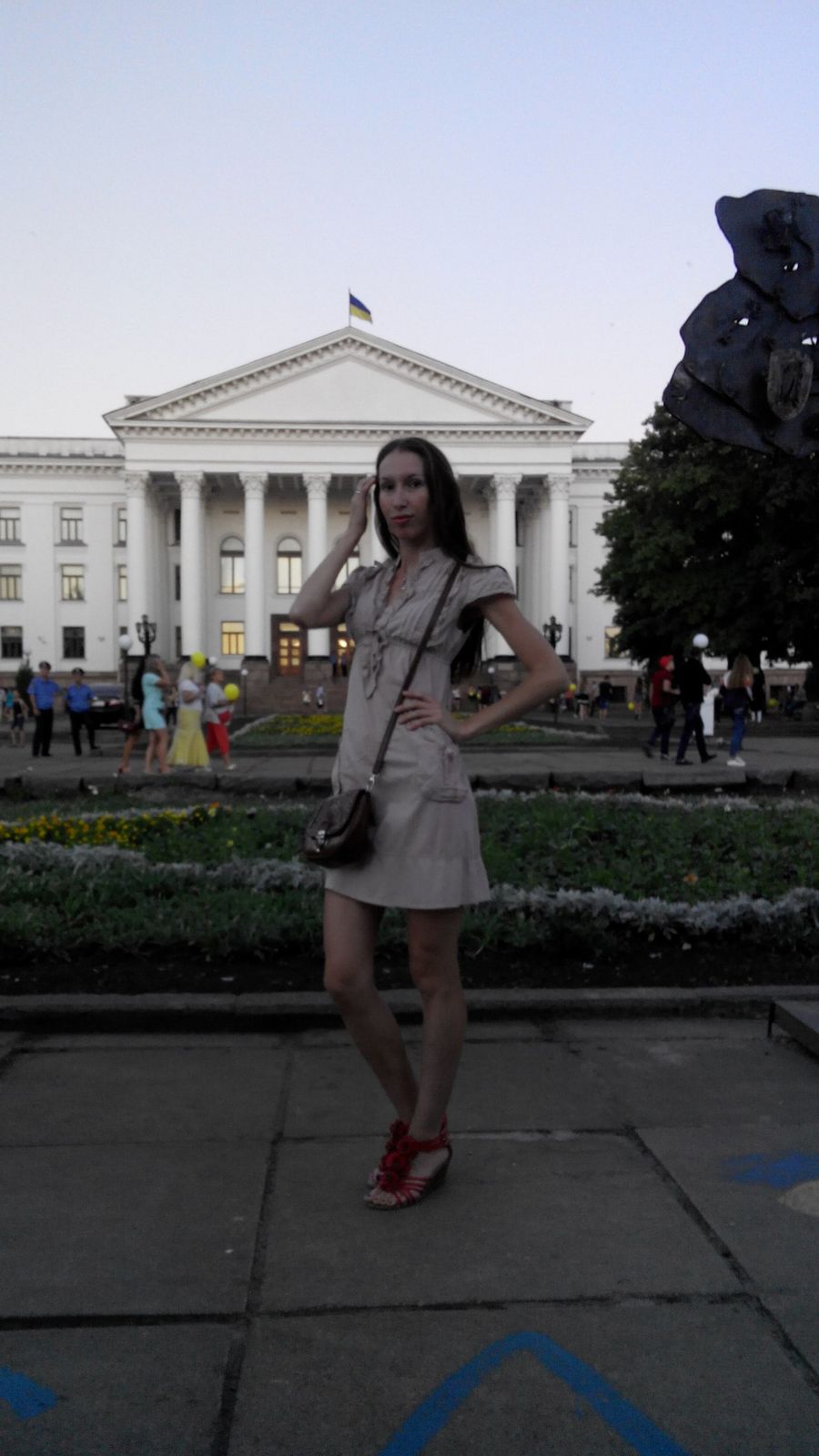 Нина Чекерис