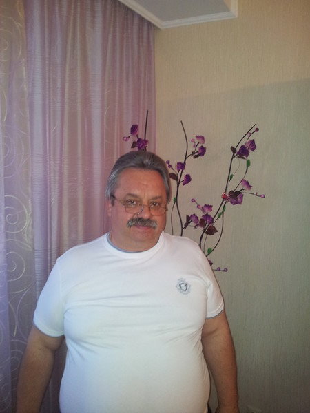 Иван Стоев