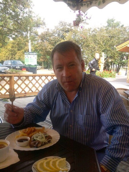 Александр Васильев