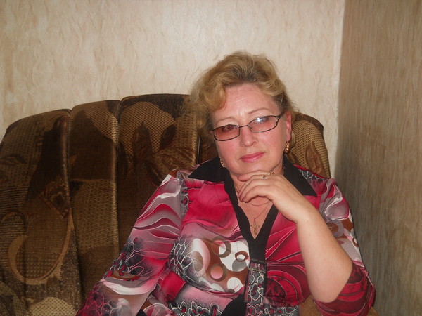 Лариса Пахомова