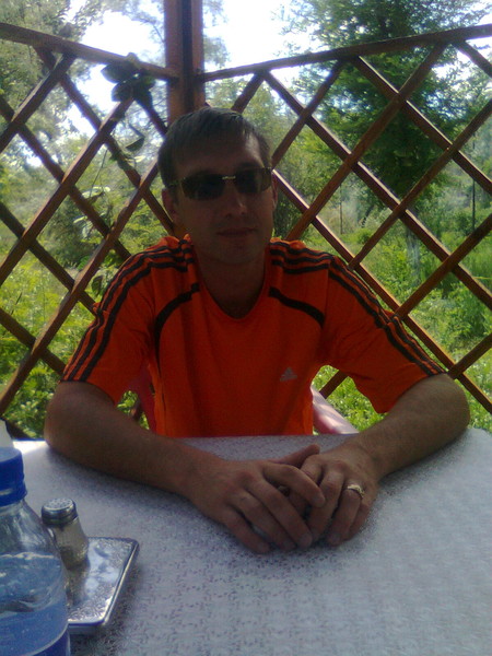 Сергей Попов