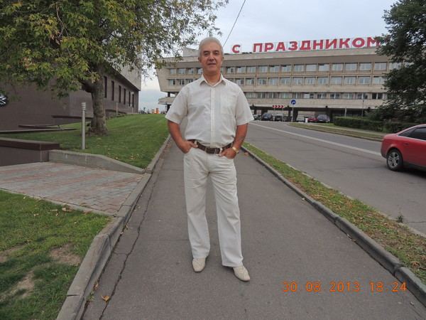 Василий Лойченко