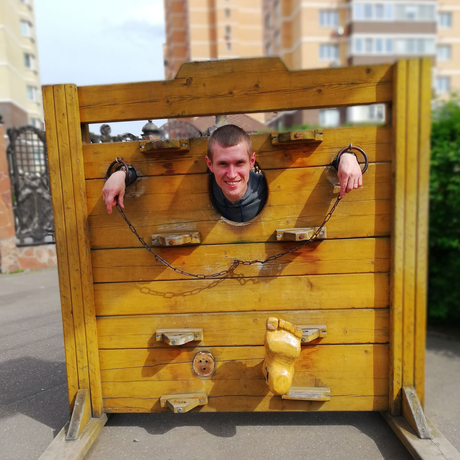 Саша Мезенцев