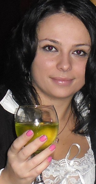 Maria R