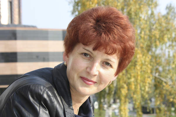 Елена Абинова