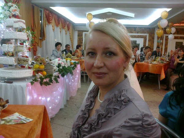 Елена Маркова