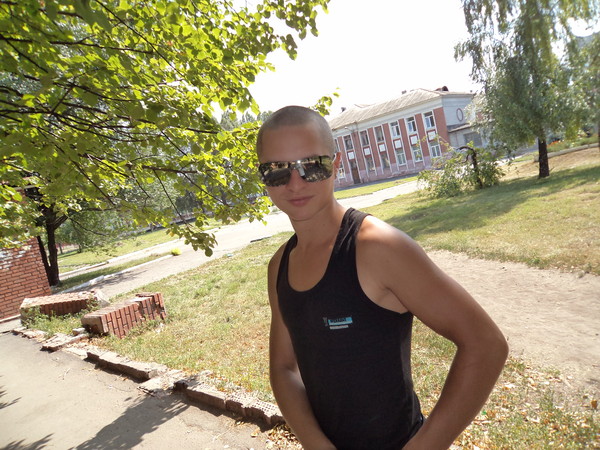 Олег Гайдуков