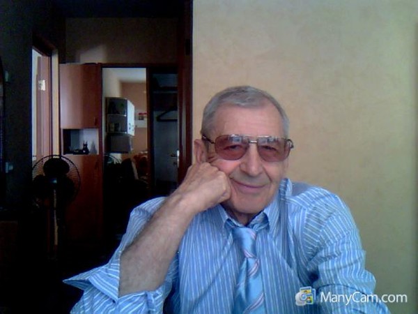 Александр Чудаков