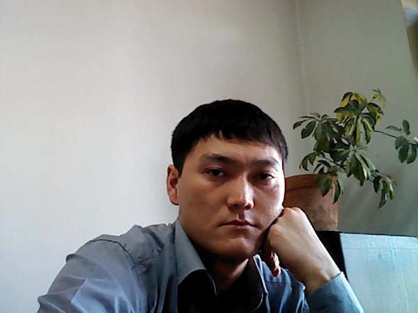 Жамшид Халилов