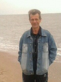 Андрей Новиков