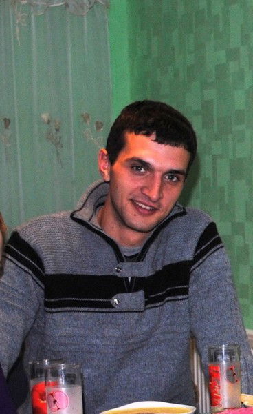 Андрей Альберт