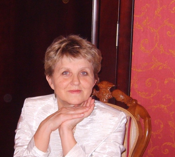Нина Волкова