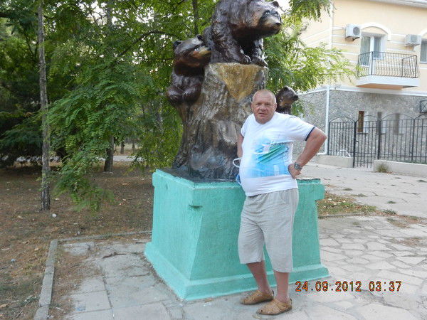 Александр Симонович