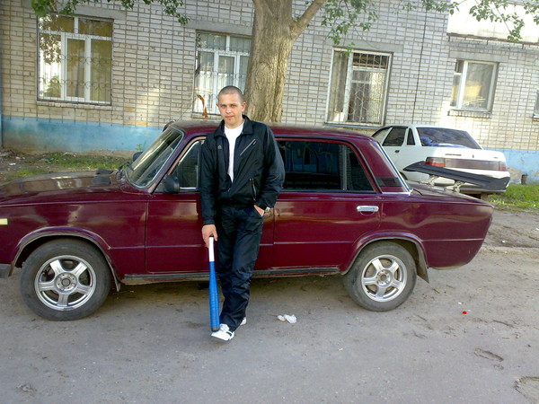 Андрей Борисов