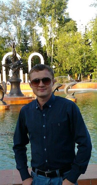 Антон Бажин